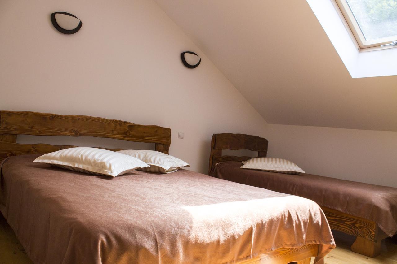Cabana Barlogul Lupilor Villa Berevoesti Oda fotoğraf