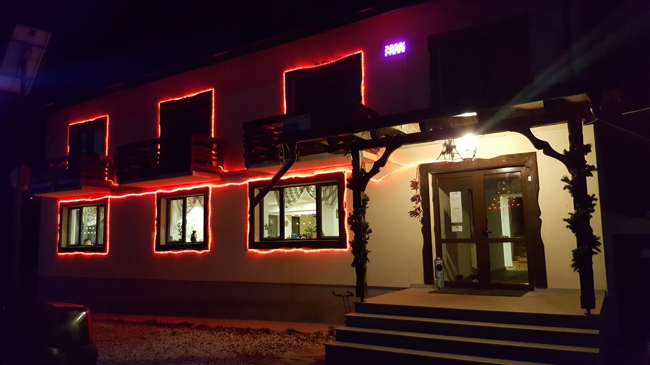 Cabana Barlogul Lupilor Villa Berevoesti Dış mekan fotoğraf